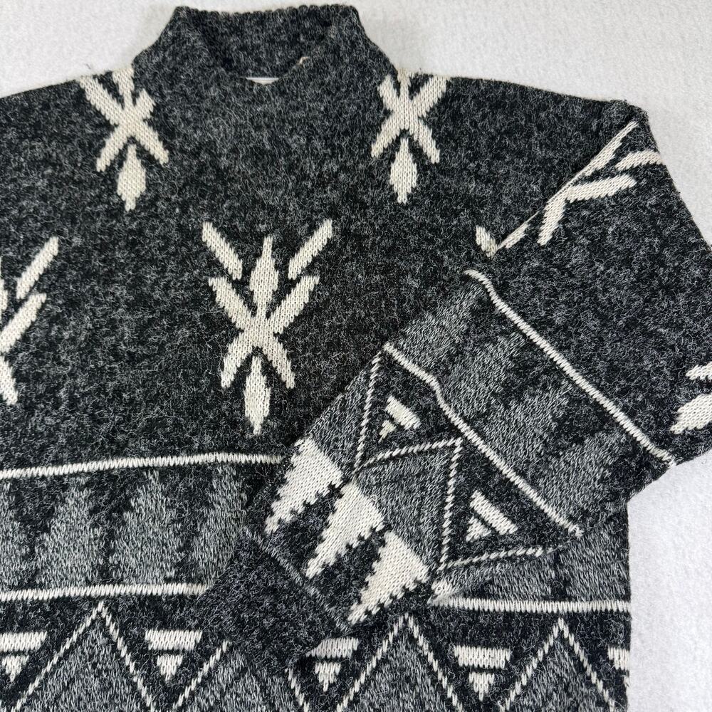 Vintage Santana Ltd Patterned Mock neck Long sleeve Resort Wear Grandpacore